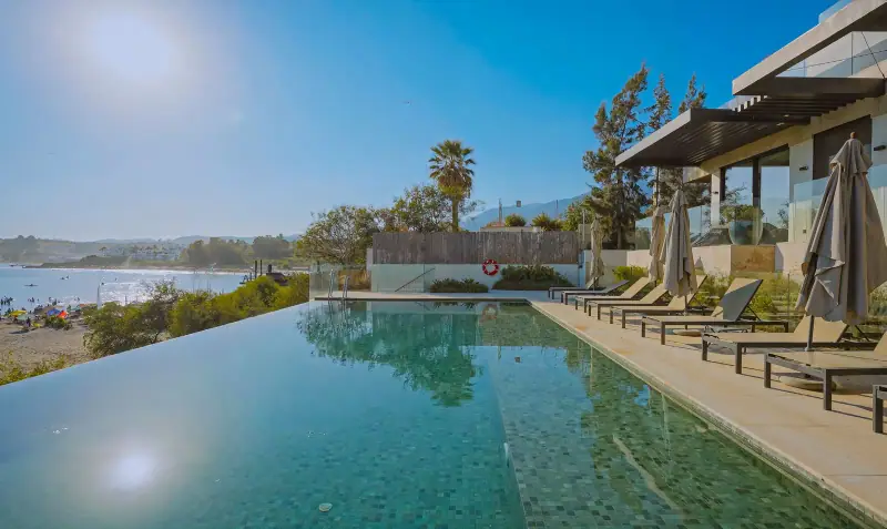 Atelier 4, Playa del Cristo, by Estepona port